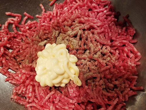 チーズINハンバーグ ハンバーグの種を作る チーズINハンバーグ ハンバーグの種を作る