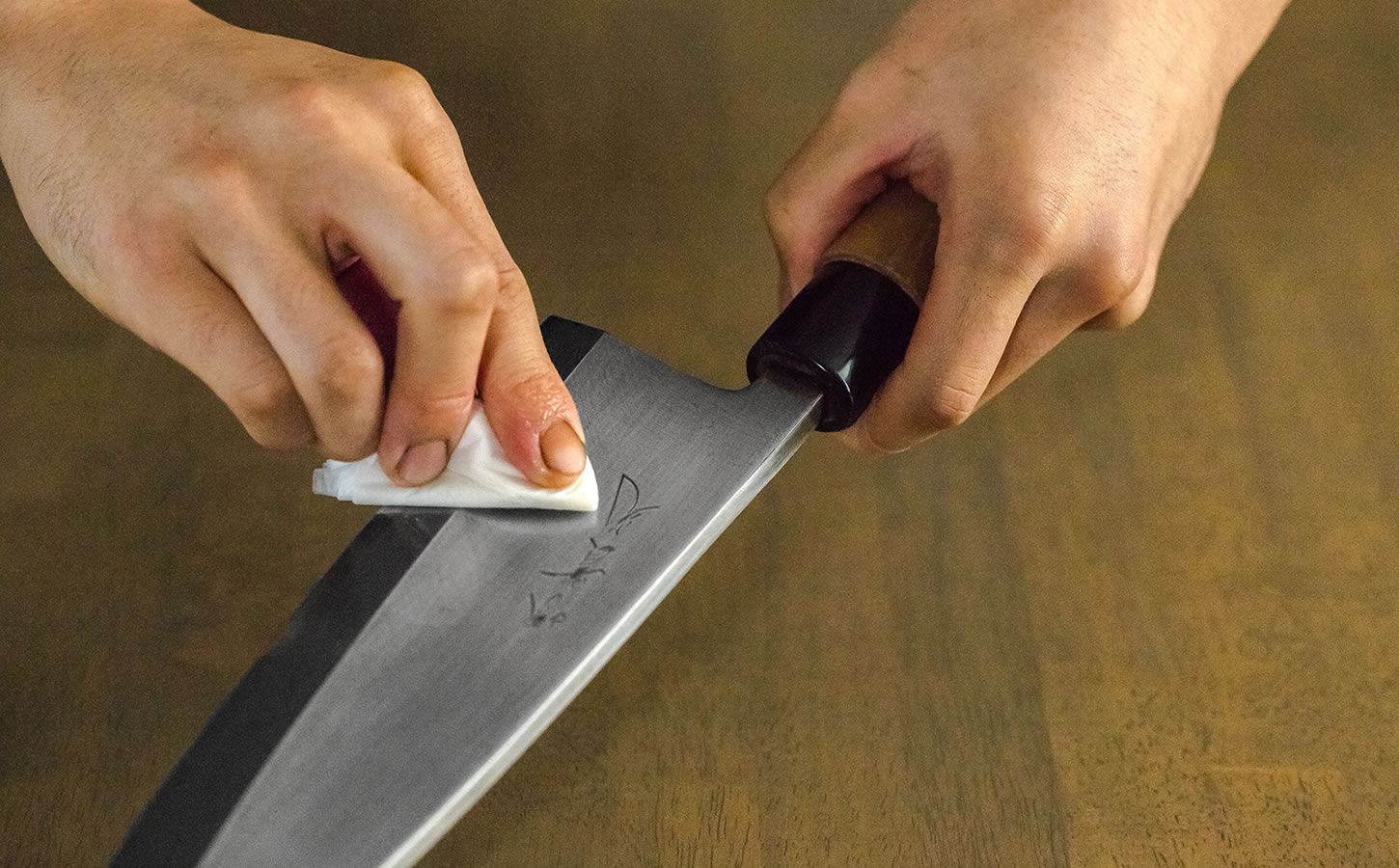 ハガネ包丁のサビ防止方法 - 包丁ラボ 堺實光